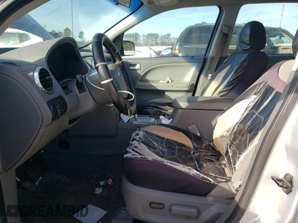 2005 Ford Freestyle SE with VIN 1FMZK01105GA19828, listed as a Copart auction lot 84290684 with 231,841 mi miles and Salvage Title. Bid and sale history available at carsss.com. Image 7.