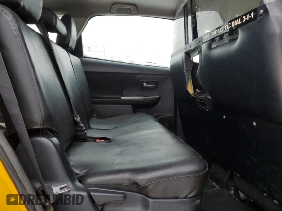 2015 Toyota Prius Two с VIN JTDZN3EU0FJ039275, выставлен на аукционе Copart как лот 45040045 с пробегом 389 322 миль миль и Чистый • Clean title. История ставок и продаж доступна на DreamBid. Изображение 10.