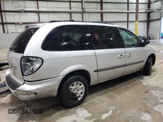 2002 Dodge Grand Caravan with VIN 1B8GP343X2B634127, listed as a Copart auction lot 51257355 with 152,209 mi miles and Salvage Title. Bid and sale history available at DreamBid. Image 3.