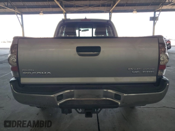 2014 Toyota Tacoma PreRunner z VIN 5TFTU4GN5EX063359, wystawiony jako Copart lot #47021535 z przebiegiem 109 192 mil mil oraz Szkoda całkowita • Salvage title. Historia ofert i sprzedaży dostępna na DreamBid. Obrazek 6.