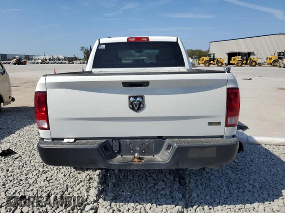 2016 Ram 1500 Tradesman z VIN 1C6RR6KG3GS375624, wystawiony jako Copart lot #45632225 z przebiegiem 147 808 mil mil oraz Czysty tytuł • Clean title. Historia ofert i sprzedaży dostępna na DreamBid. Obrazek 6.