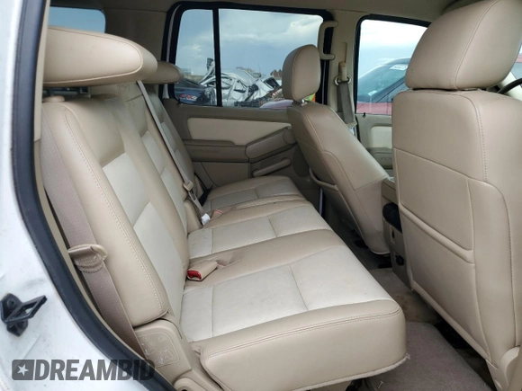 2007 Ford Explorer XLT z VIN 1FMEU63E57UA78521, wystawiony jako Copart lot #64180775 z przebiegiem 109 532 mil mil oraz Szkoda całkowita • Salvage title. Historia ofert i sprzedaży dostępna na DreamBid. Obrazek 11.