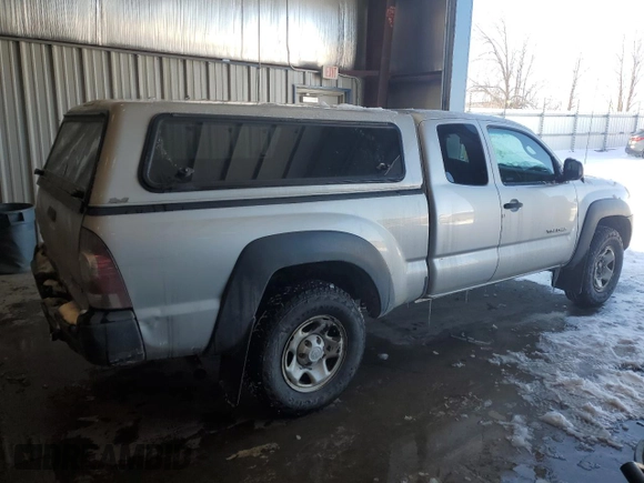 2011 Toyota Tacoma with VIN 5TFUU4EN0BX001483, listed as a Copart auction lot 45339015 with 200,917 mi miles and Clean Title. Bid and sale history available at carsss.com. Image 3.