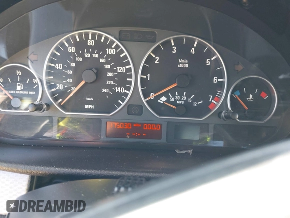 2006 BMW 3 Series 330Ci with VIN WBABW53406PZ40606, listed as a IAAI auction lot 40959694 with 175,030 mi miles. Bid and sale history available at carsss.com. Image 7.