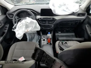 2022 Ford Escape SE с VIN 1FMCU9G67NUA17776, выставлен на аукционе Copart как лот 52109075 с пробегом Не указан миль и Списание • Salvage title. История ставок и продаж доступна на DreamBid. Изображение 8.