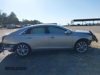 2013 Cadillac XTS Luxury with VIN 2G61P5S39D9172708, listed as a IAAI auction lot 41781371 with 100,173 mi miles. Bid and sale history available at carsss.com. Image 14.