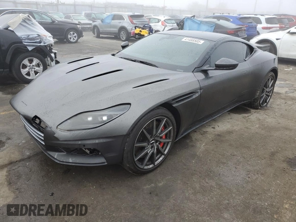 2018 Aston Martin DB11 z VIN SCFRMFAV1JGL05008, wystawiony jako Copart lot #41488505 z przebiegiem 18 133 mil mil oraz Szkody całkowita. Historia ofert i sprzedaży dostępna na DreamBid. Obrazek 1.