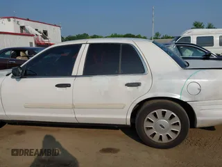 2009 Ford Police Interceptor с VIN 2FAHP71V79X142660, выставлен на аукционе IAAI как лот 42474276 с пробегом Не указан миль и . История ставок и продаж доступна на DreamBid. Изображение 14.