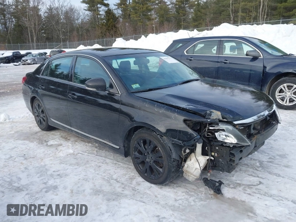 2012 Toyota Avalon with VIN 4T1BK3DB0CU450160, listed as a IAAI auction lot 41597172 with 197,284 mi miles. Bid and sale history available at carsss.com. Image 1.