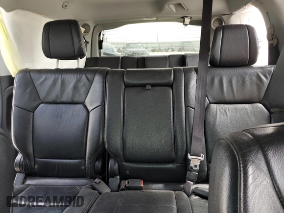 2013 Honda Pilot Touring with VIN 5FNYF3H94DB007174, listed as a Copart auction lot 48033325 with 205,432 mi miles and Salvage Title. Bid and sale history available at DreamBid. Image 10.