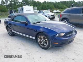 2012 Ford Mustang V6 with VIN 1ZVBP8EM7C5217869, listed as a IAAI auction lot 40426452 with 149,381 mi miles and . Bid and sale history available at DreamBid. Image 1.