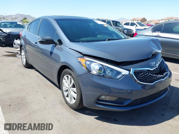2014 Kia Forte EX with VIN KNAFX4A84E5112910, listed as a IAAI auction lot 42039761 with 118,126 mi miles. Bid and sale history available at carsss.com. Image 1.