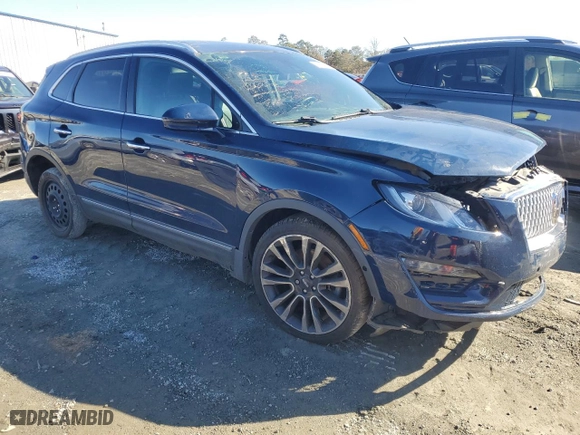2019 Lincoln MKC Reserve with VIN 5LMTJ3DH1KUL03207, listed as a Copart auction lot 80900524 with 77,729 mi miles and Clean Title. Bid and sale history available at carsss.com. Image 4.