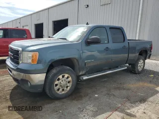 2012 GMC Sierra 2500HD SLE z VIN 1GT120CG1CF123377, wystawiony jako Copart lot #58612705 z przebiegiem 125 248 mil mil oraz Tytuł czysty. Historia ofert i sprzedaży dostępna na DreamBid. Obrazek 1.