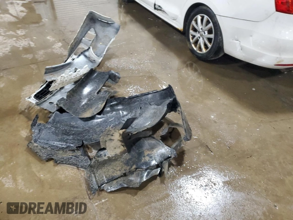 2013 Volkswagen Jetta SE with VIN 3VWDP7AJ9DM355097, listed as a Copart auction lot 62065445 with 196,943 mi miles and Salvage title. Bid and sale history available at DreamBid. Image 12.