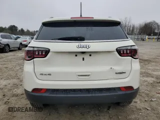 2020 Jeep Compass Latitude with VIN 3C4NJDBB0LT125967, listed as a Copart auction lot 49614375 with 52,845 mi miles and Salvage Title. Bid and sale history available at carsss.com. Image 6.