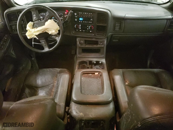 2004 Chevrolet Silverado 1500 Crew Cab LT with VIN 2GCEK13T141413969, listed as a Copart auction lot 81311114 with 232,071 mi miles and Salvage Title. Bid and sale history available at carsss.com. Image 8.