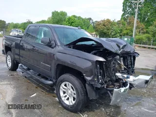 2016 Chevrolet Silverado 1500 LT with VIN 1GCVKREC8GZ204428, listed as a IAAI auction lot 40924267 with 185,198 mi miles. Bid and sale history available at carsss.com. Image 1.