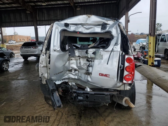 2014 GMC Yukon SLT with VIN 1GKS1CE0XER231558, listed as a Copart auction lot 89347705 with 207,511 mi miles and Salvage Title. Bid and sale history available at carsss.com. Image 6.