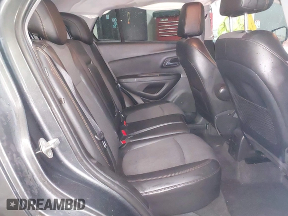 2017 Chevrolet Trax LT with VIN 3GNCJPSBXHL163410, listed as a IAAI auction lot 41585473 with 64,969 mi miles. Bid and sale history available at carsss.com. Image 8.