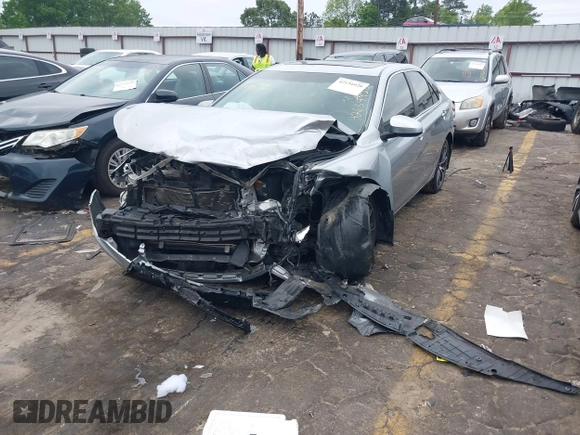 2017 Toyota Camry XLE z VIN 4T1BF1FK0HU436644, wystawiony jako IAAI lot #42134920 z przebiegiem 136 917 mil mil oraz . Historia ofert i sprzedaży dostępna na DreamBid. Obrazek 2.