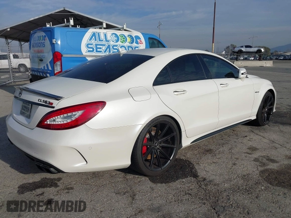 2015 Mercedes-Benz CLS-Class CLS 63 AMG S-Model with VIN WDDLJ7GB5FA134828, listed as a IAAI auction lot 41377844 with 79,219 mi miles. Bid and sale history available at carsss.com. Image 4.