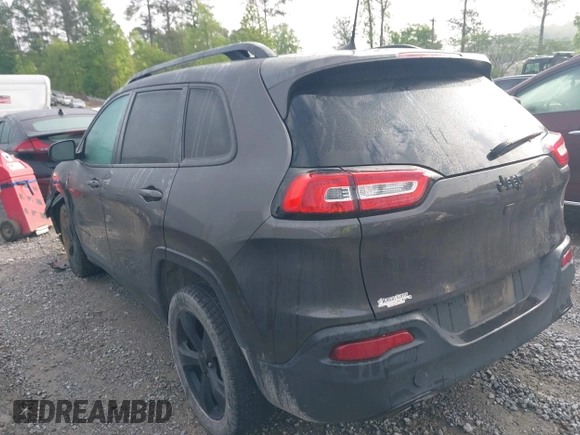2018 Jeep Cherokee Latitude with VIN 1C4PJLCB4JD513885, listed as a IAAI auction lot 42091548 with 161,339 mi miles and . Bid and sale history available at DreamBid. Image 3.