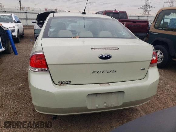 2011 Ford Focus SE with VIN 1FAHP3FN8BW163813, listed as a Copart auction lot 82709954 with 0 mi miles and Clean Title. Bid and sale history available at carsss.com. Image 6.