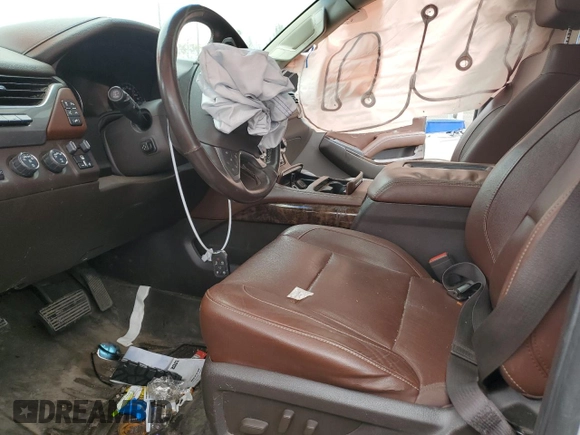 2017 Chevrolet Suburban Premier with VIN 1GNSKJKC6HR305372, listed as a Copart auction lot 47477705 with 141,324 mi miles and Salvage Title. Bid and sale history available at DreamBid. Image 7.