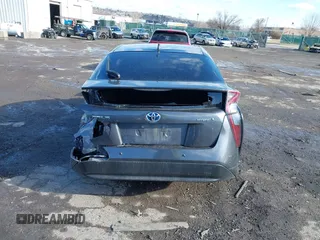 2018 Toyota Prius Two z VIN JTDKARFU4J3056141, wystawiony jako IAAI lot #41525929 z przebiegiem 127 414 mil mil oraz . Historia ofert i sprzedaży dostępna na DreamBid. Obrazek 16.