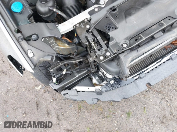 2020 BMW X3 M z VIN 5YMTS0C02L9B29984, wystawiony jako IAAI lot #41655102 z przebiegiem 38 878 mil mil oraz . Historia ofert i sprzedaży dostępna na DreamBid. Obrazek 18.