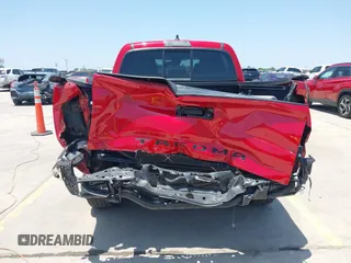 2022 Toyota Tacoma SR with VIN 3TYAX5GN6NT060646, listed as a IAAI auction lot 42186513 with 46,735 mi miles and . Bid and sale history available at DreamBid. Image 17.