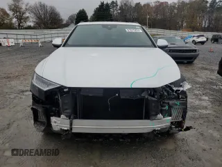 2021 Audi Q8 Prestige with VIN WA1FVAF16MD032462, listed as a Copart auction lot 81675224 with 38,472 mi miles and Salvage title. Bid and sale history available at DreamBid. Image 5.