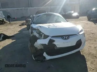 2012 Hyundai Veloster w/Gray Int with VIN KMHTC6AD2CU074277, listed as a Copart auction lot 44045205 with 180,489 mi miles and Salvage title. Bid and sale history available at DreamBid. Image 10.
