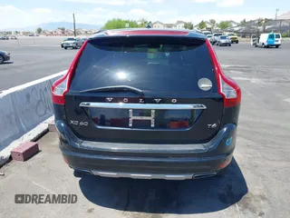 2016 Volvo XC60 T6 Drive-E z VIN YV449MDK7G2811221, wystawiony jako IAAI lot #42476363 z przebiegiem 84 644 mil mil oraz . Historia ofert i sprzedaży dostępna na DreamBid. Obrazek 16.
