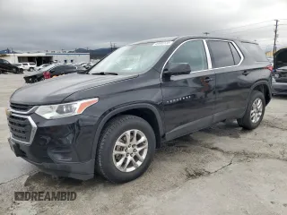 2018 Chevrolet Traverse LS z VIN 1GNERFKW4JJ157274, wystawiony jako Copart lot #49000135 z przebiegiem 91 209 mil mil oraz Nie do naprawy • Non repairable. Historia ofert i sprzedaży dostępna na DreamBid. Obrazek 1.