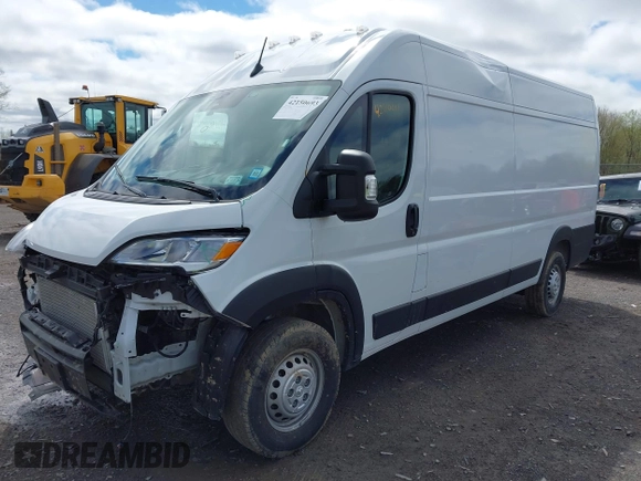 2025 Ram ProMaster Cargo Tradesman with VIN 3C6MRVJG3SE504821, listed as a IAAI auction lot 42150693 with 10,828 mi miles and . Bid and sale history available at DreamBid. Image 18.