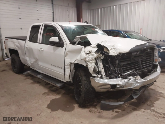 2018 Chevrolet Silverado 1500 LT with VIN 2GCVKREC6J1109169, listed as a IAAI auction lot 41729537 with 76,380 mi miles. Bid and sale history available at carsss.com. Image 1.