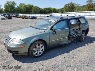 2003 Volkswagen Passat GLX with VIN WVWYH63B23E326238, listed as a Copart auction lot 70220704 with 167,857 mi miles and Salvage Title. Bid and sale history available at carsss.com. Image 1.