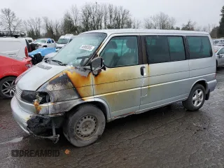 2001 Volkswagen EuroVan MV with VIN WV2MB47091H136673, listed as a Copart auction lot 46950355 with 272,348 mi miles and Salvage Title. Bid and sale history available at DreamBid. Image 1.