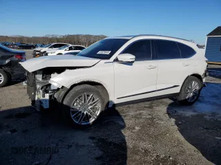 2023 Acura MDX w/Advance Package with VIN 5J8YE1H88PL031902, listed as a Copart auction lot 41879945 with 33,653 mi miles and Salvage Title. Bid and sale history available at carsss.com. Image 1.