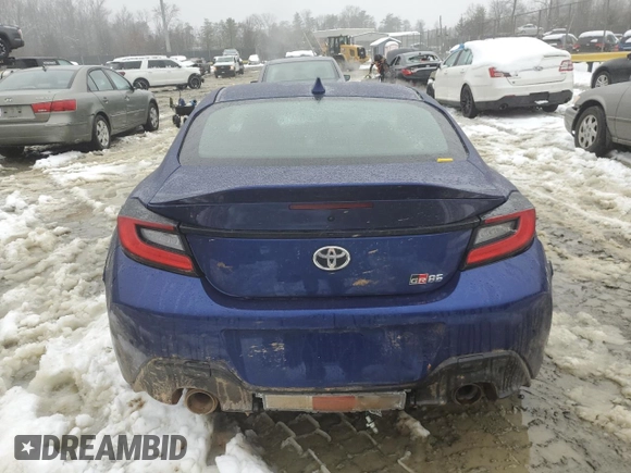 2024 Toyota GR86 Premium with VIN JF1ZNBE15R8757616, listed as a Copart auction lot 44904695 with 0 mi miles and Salvage Title. Bid and sale history available at carsss.com. Image 6.