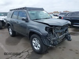2017 Toyota 4Runner SR5 с VIN JTEZU5JR8H5154746, выставлен на аукционе IAAI как лот 42151869 с пробегом 85 098 миль миль и . История ставок и продаж доступна на DreamBid. Изображение 1.