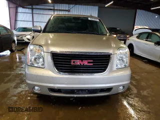 2013 GMC Yukon XL SLT with VIN 1GKS1KE07DR263067, listed as a Copart auction lot 43836095 with 386,986 mi miles and Clean Title. Bid and sale history available at DreamBid. Image 5.