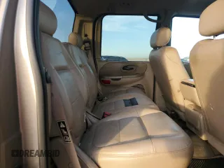 2003 Ford F-150 XLT with VIN 1FTRW07L03KA85176, listed as a Copart auction lot 50539415 with 268,175 mi miles and Salvage Title. Bid and sale history available at carsss.com. Image 10.