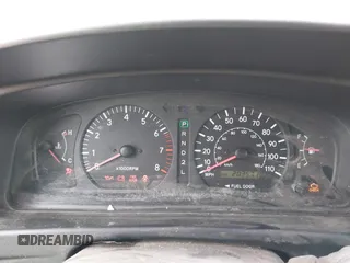 2000 Toyota Sienna LE z VIN 4T3ZF13C8YU201119, wystawiony jako IAAI lot #42052952 z przebiegiem 203 571 mil mil oraz . Historia ofert i sprzedaży dostępna na DreamBid. Obrazek 7.