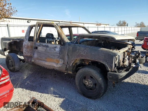 1994 GMC Sierra 1500 z VIN 2GTEK19K9R1551815, wystawiony jako Copart lot #77106604 z przebiegiem Nie podano mil oraz Nie do naprawy • Non repairable. Historia ofert i sprzedaży dostępna na DreamBid. Obrazek 4.