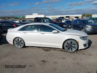 2018 Lincoln MKZ Reserve with VIN 3LN6L5E90JR620561, listed as a IAAI auction lot 40748397 with 62,825 mi miles. Bid and sale history available at carsss.com. Image 13.