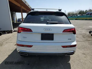 2024 Audi Q5 S line Premium with VIN WA1GAAFY8R2017137, listed as a Copart auction lot 52612505 with 6,078 mi miles and Salvage title. Bid and sale history available at DreamBid. Image 6.