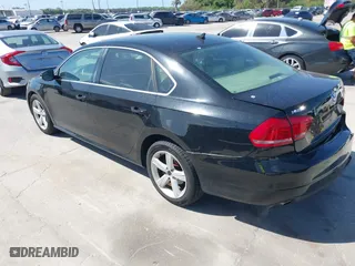 2012 Volkswagen Passat SE w/Sunroof with VIN 1VWBH7A38CC063186, listed as a IAAI auction lot 41700992 with 151,454 mi miles. Bid and sale history available at carsss.com. Image 3.